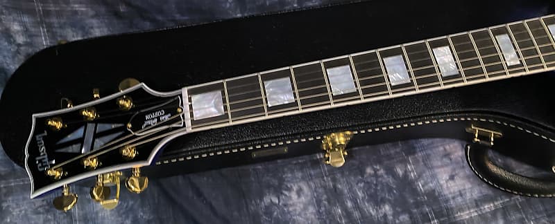 NEW ! 2024 Gibson Special Order Custom Shop Les Paul Custom Dealer Select - Dark Blue Sparkle - Authorized Dealer - 10.1 lbs - G03842