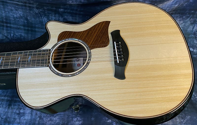 NEW ! 2024 Taylor 814ce Acoustic-Electric Guitar - Natural Gloss - 4.75lbs - Authorized Dealer - In-Stock! G03734