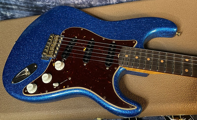 NEW ! 2024 Fender Custom Shop ' 62 Stratocaster Bizarre Guitar Exclusive Flamethrower - Journeyman Relic - Super Limited Edition - Blue Sparkle - AAA Flamed Maple Neck - Authorized Dealer - 8 lbs - G03670