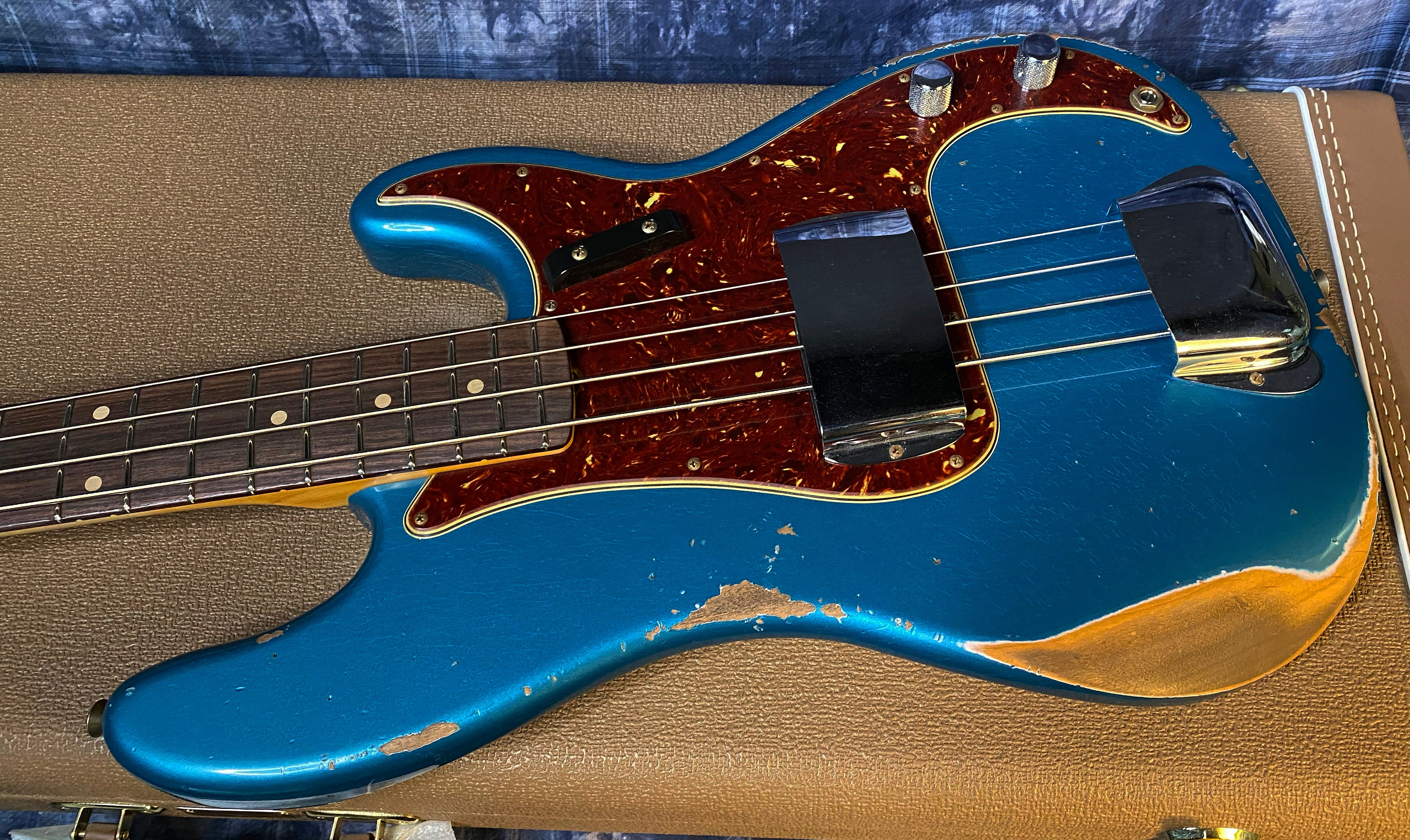 NEW ! 2024 Fender Custom Shop '63 Precision Bass Relic - Ocean Turquoise - 9.1 lbs - Authorized Dealer! In Stock! G03417