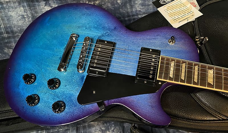 NEW! 2024 Gibson Les Paul Studio - Blueberry Burst - Authorized Dealer - Only 8.5lbs - G03997