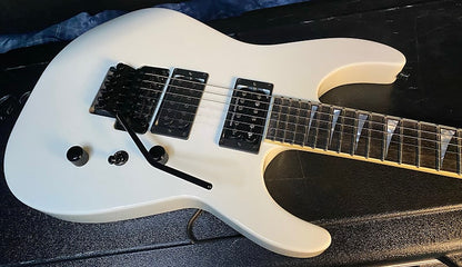 MINTY 2022 Jackson USA Select Series SL2 Snow White - Authorized Dealer - Custom Shop Only 7.5lb