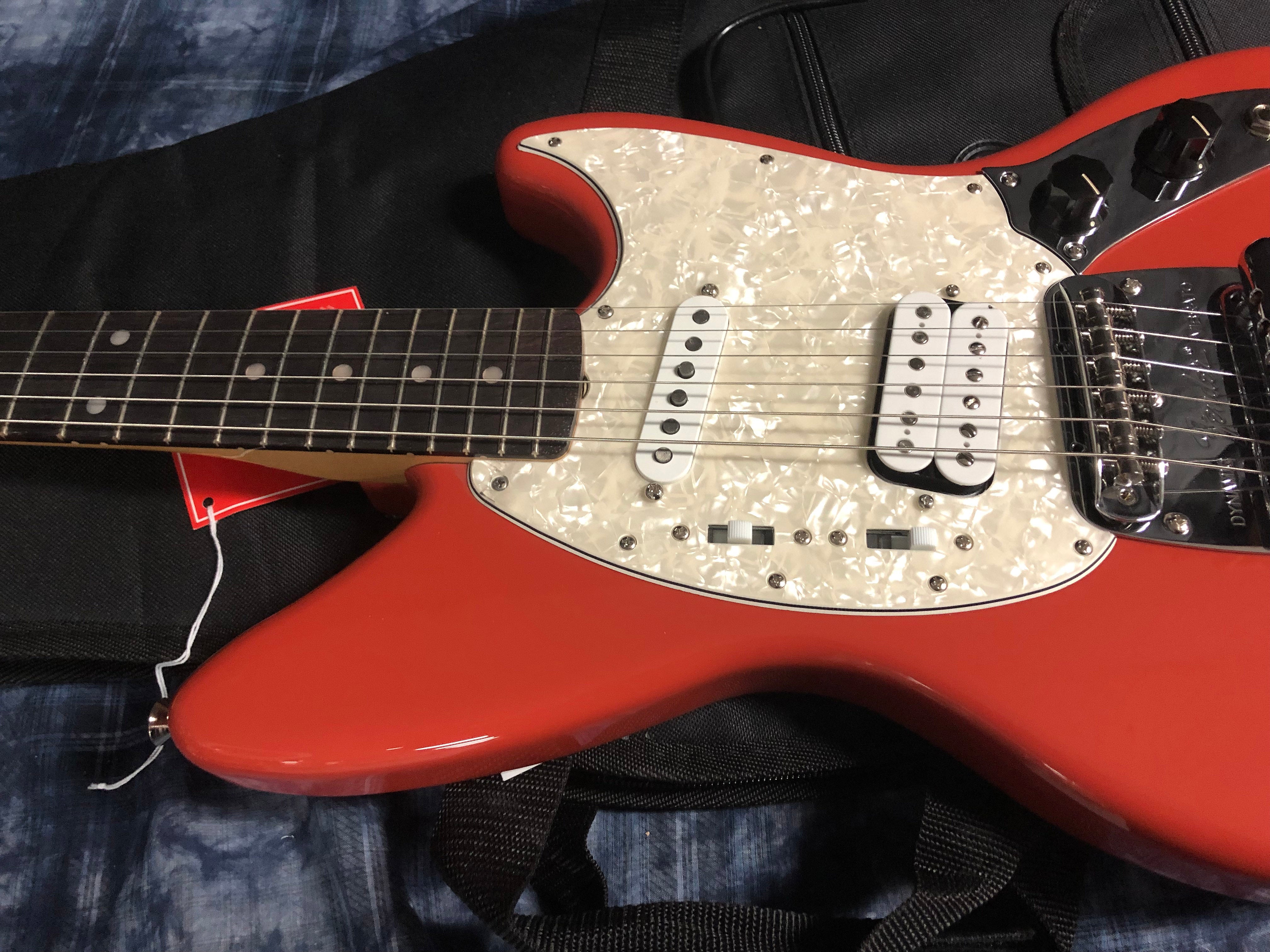 MINT! Fender Kurt Cobain Signature Jag-Stan Fiesta Red - Authorized Dealer - 7.6 lbs - SAVE BIG!