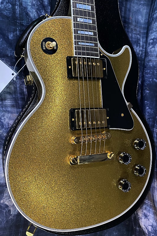 NEW! 2024 Gibson Dealer Select Custom Ordered Custom Shop Les Paul Custom - Large Flake Gold Sparkle - Authorized Dealer - 10 lbs - G03862