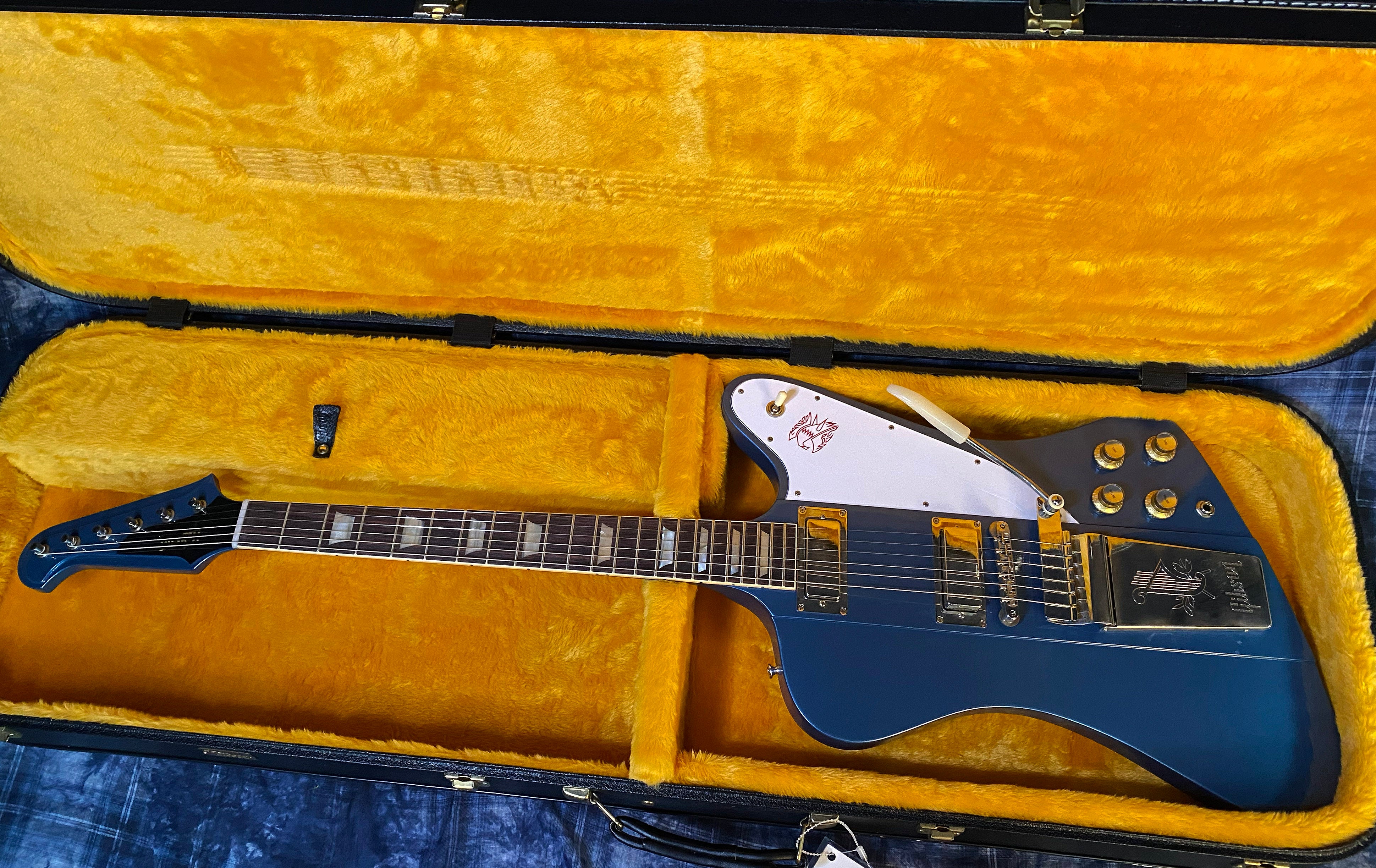 NEW ! 2024 Gibson Custom 1963 Firebird V w/ Maestro Vibrola - Murphy Lab Ultra Light Aged Pelham Blue - Authorized Dealer - G03328