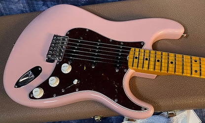 NEW ! 2024 Fender Custom Shop ' 62 Stratocaster Bizarre Guitar Exclusive Flamethrower - Super Limited Edition - Shell Pink - AAA Flamed Maple Neck - Authorized Dealer - G04057