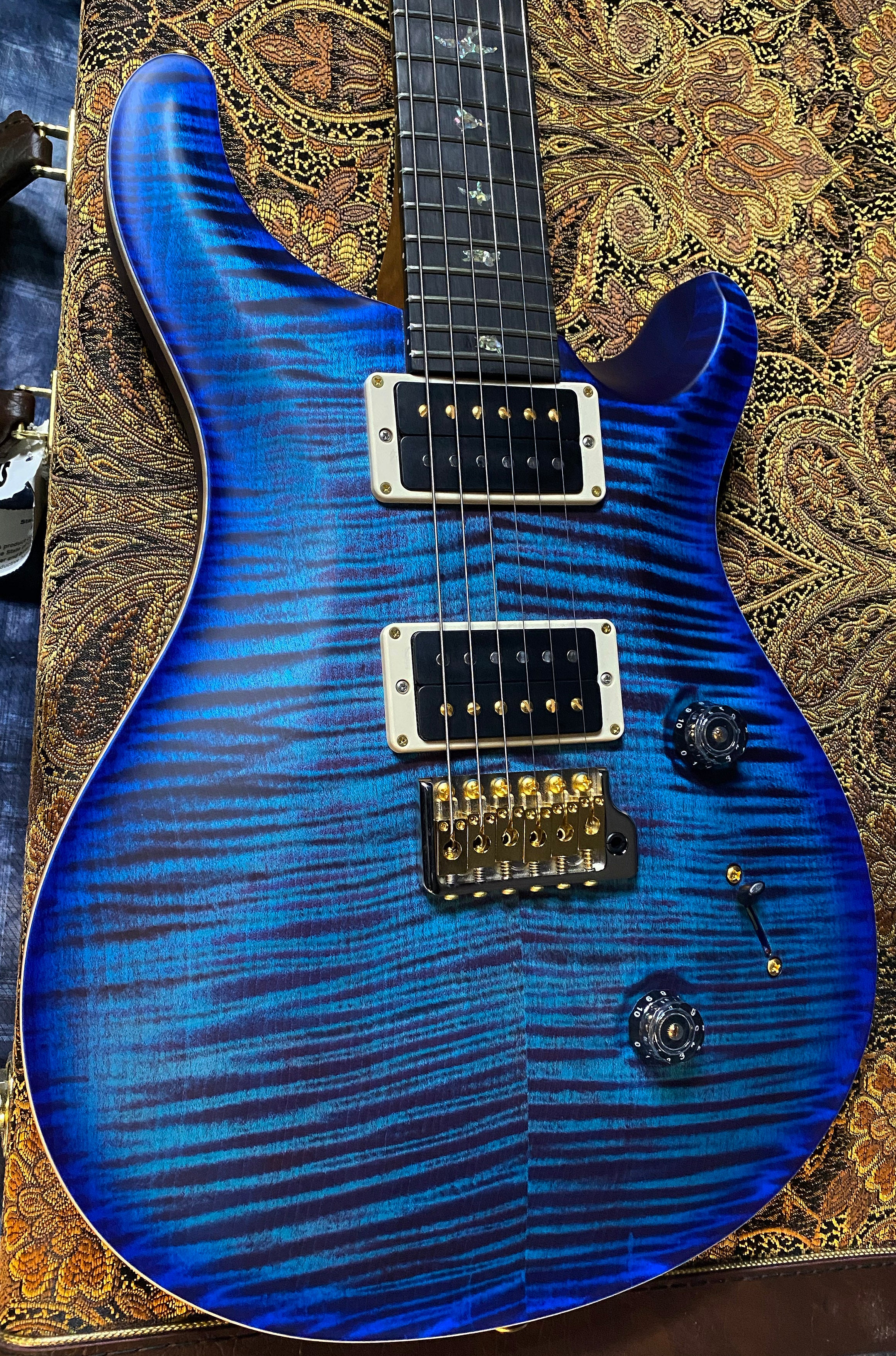 BRAND NEW ! 2024 Paul Reed Smith Custom 24 CU24 - Wood Library - Torrefied Flamed to Death Maple Neck - Ebony Fretboard - Violet Blue - Authorized Dealer - 7.3 lbs - G03591