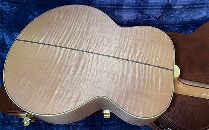 BRAND NEW ! 2024 Gibson SJ-200 J-200 Original Antique Natural - 4.9 lbs - Authorized Dealer - Beautifully Flamed Back & Neck! G03910